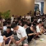 Đột kích hai tòa nhà liên quan tới tỷ phú, công an thu giữ hơn 900 thiết bị điện tử, tạm giam 'hàng trăm cán bộ online' kenhtingame com thumb dot kich hai toa nha lien quan toi ty phu cong an thu giu hon 900 thiet bi dien tu tam giam hang tram can bo online 418d1779442434988 940w