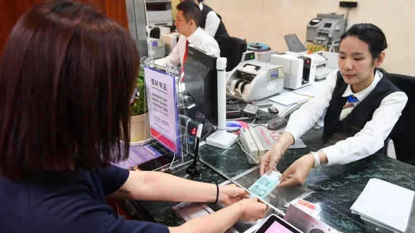 Dùng tài khoản chính chủ thanh toán bị từ chối dù còn tiền, người phụ nữ đến ngân hàng nhận tuyên bố: “Chủ tài khoản đã qua đời” kenhtingame com thumb dung tai khoan chinh chu thanh toan bi tu choi du con tien nguoi phu nu den ngan hang nhan tuyen bo chu tai khoan da qua doi 6c981777907110217 940w