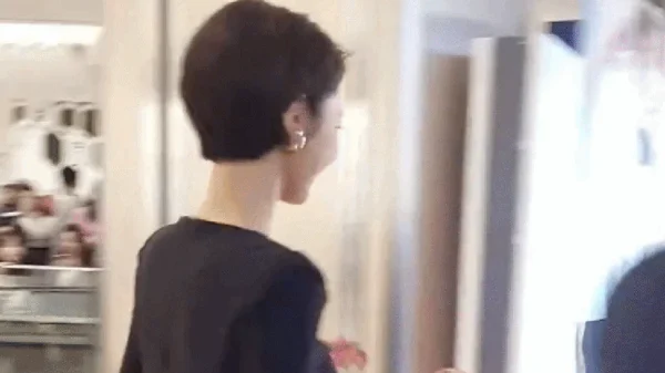 Go Jun Hee hết thời vì 1 bức ảnh tai tiếng: “Tôi không mua nổi quần áo nữa rồi” kenhtingame com thumb go jun hee het thoi vi 1 buc anh tai tieng toi khong mua noi quan ao nua roi 76331778148166804 940w