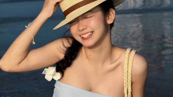 Hà Phi Yến chẳng cần bikini, một nụ cười đủ "gây bão" mạng kenhtingame com thumb ha phi yen chang can bikini mot nu cuoi du quot gay bao quot mang 3d231779272841817 940w
