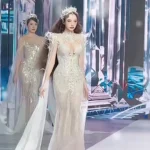 Hoa hậu Việt đầu tiên lọt top mỹ nhân đẹp nhất thế giới: Bị 1 NSND chê "hát quá tệ", rời nước bỏ luôn nghề ca sĩ kenhtingame com thumb hoa hau viet dau tien lot top m nhan dep nhat the gioi bi 1 nsnd che quot hat qua te quot roi nuoc bo luon nghe ca si 32d61778844882859 940w