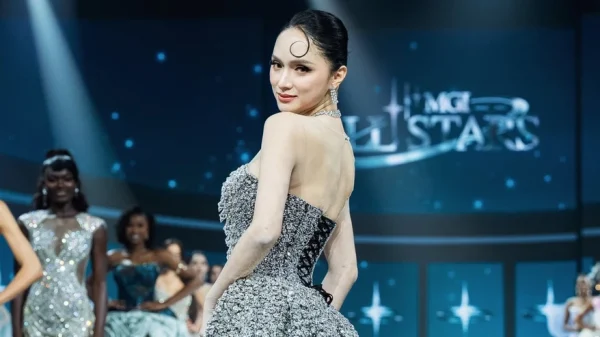 Hương Giang chiếm sạch spotlight đêm thi đầu tại Miss Grand, đang catwalk thì đột nhiên phun lửa kenhtingame com thumb huong giang chiem sach spotlight dem thi dau tai miss grand dang catwalk thi dot nhien phun lua b90f1779268655520 940w