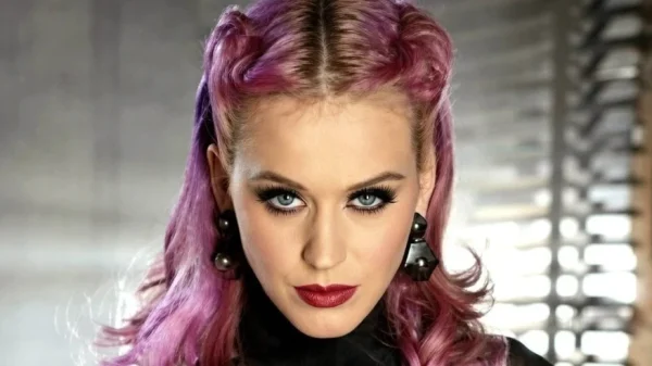 Katy Perry bỗng quay trở lại càn quét các BXH: Nhạc cũ liên tục hot, nhạc mới không ai nghe là sao? kenhtingame com thumb katy perry bong quay tro lai can quet cac bxh nhac cu lien tuc hot nhac moi khong ai nghe la sao c1461777830549025 940w