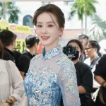 Lưu Thi Thi đang ở Hà Nội, rạng rỡ bất chấp nắng nóng kỷ lục kenhtingame com thumb luu thi thi dang o ha noi rang ro bat chap nang nong ky luc 07fd1779640109491 940w