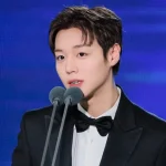 Mỹ nam là "thế lực mới" của showbiz: Thần tượng quốc dân từng khiến BTS phải dè chừng, hẹn Việt Nam 1 dịp đặc biệt kenhtingame com thumb m nam la quot the luc moi quot cua showbiz than tuong quoc dan tung khien bts phai de chung hen viet nam 1 dip dac biet b84c1779311823991 940w