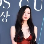 Mỹ nhân đẹp nhất Baeksang 2026 đây rồi: Visual sáng hơn cả mặt trời giữa trưa, body mướt mượt không ai cưỡng nổi kenhtingame com thumb m nhan dep nhat baeksang 2026 day roi visual sang hon ca mat troi giua trua body muot muot khong ai cuong noi ffa01778437230761 940w