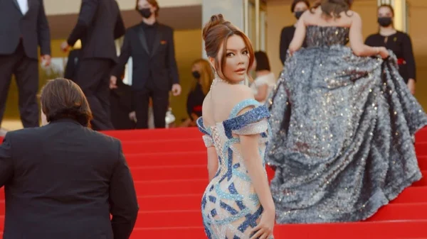 Mỹ nhân dự Cannes nhiều nhất showbiz Việt, chi 50 tỷ và mang 43 bộ váy đi thảm đỏ kenhtingame com thumb m nhan du cannes nhieu nhat showbiz viet chi 50 ty va mang 43 bo vay di tham do 7aee1779203711580 940w