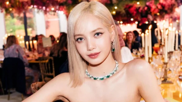 Một bức ảnh của Lisa (BLACKPINK) có giá 16 tỷ đồng kenhtingame com thumb mot buc anh cua lisa blackpink co gia 16 ty dong 9c4c1779130230361 940w