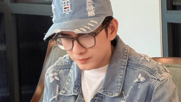 Nam ca sĩ nổi đình đám một thời đi bán cà phê ở phường Tân Định, TP.HCM, hơn 200 người đến ủng hộ kenhtingame com thumb nam ca si noi dinh dam mot thoi di ban ca phe o phuong tan dinh tphcm hon 200 nguoi den ung ho e8e01779357649465 940w