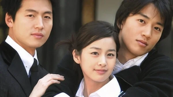 Nam thần xấu tính nhất showbiz bị bạn gái “đá” vì Kim Tae Hee, tiếp tục bị mỹ nhân kém 13 tuổi ruồng bỏ qua tin nhắn kenhtingame com thumb nam than xau tinh nhat showbiz bi ban gai da vi kim tae hee tiep tuc bi m nhan kem 13 tuoi ruong bo qua tin nhan cd7f1778346599194 940w