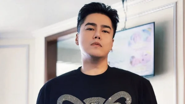 Nguyễn Đình Vũ - ca sĩ bị tố gạ gẫm trai trẻ với hơn 1 triệu lượt đọc trên Threads hiện tại là ai? kenhtingame com thumb nguyen dinh vu ca si bi to ga gam trai tre voi hon 1 trieu luot doc tren threads hien tai la ai d4c61778500314325 940w