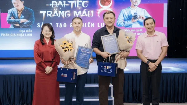Phan Gia Nhật Linh: Phim Việt không cắt được 100 clip TikTok thì không bán được vé kenhtingame com thumb phan gia nhat linh phim viet khong cat duoc 100 clip tiktok thi khong ban duoc ve 2f7e1778290150374 940w