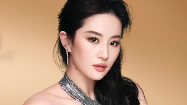 Quyết định sống còn giúp Lưu Diệc Phi thoát phong sát kenhtingame com thumb quyet dinh song con giup luu diec phi thoat phong sat 8d771779701422547 940w