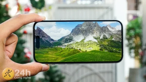 Sốc: Giá ngang nhau, chọn iPhone 15 hay iPhone 15 Plus mới là món hời thực sự? kenhtingame com thumb soc gia ngang nhau chon iphone 15 hay iphone 15 plus moi la mon hoi thuc su 87041779009022305 940w
