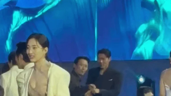 Son Ye Jin - Hyun Bin “vụng trộm” không thể giấu! kenhtingame com thumb son ye jin hyun bin vung trom khong the giau ae851778427265846 940w