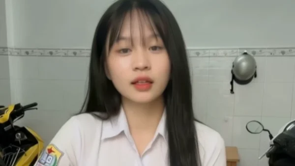Tạo hình nữ sinh đứng nhảy phản cảm, kênh TikTok này khiến dư luận vô cùng bức xúc kenhtingame com thumb tao hinh nu sinh dung nhay phan cam kenh tiktok nay khien du luan vo cung buc xuc 97ef1778262629359 940w