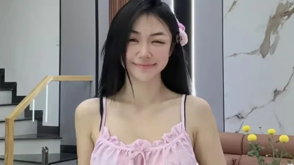 Trần Hà Linh "đổi đời" từ loạt "cờ-nhíp" mà ai cũng đã biết kenhtingame com thumb tran ha linh quot doi doi quot tu loat quot co nhip quot ma ai cung da biet d2df1778608565631 940w