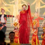 Việt Nam có mẹ 2 con chạy show từ Nam ra Bắc, chương trình quốc gia nào cũng có mặt kenhtingame com thumb viet nam co me 2 con chay show tu nam ra bac chuong trinh quoc gia nao cung co mat 03081779057444425 940w
