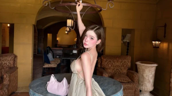 Xinh xuất sắc trong bộ váy babydoll, hóa ra đây là cách mà cô nàng model này thu hút triệu ánh nhìn kenhtingame com thumb xinh xuat sac trong bo vay babydoll hoa ra day la cach ma co nang model nay thu hut trieu anh nhin 53cd1778583203959 940w