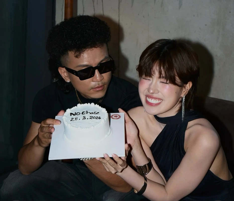 Tóm dính cặp Em xinh - rapper đi hẹn hò ở rạp chiếu phim