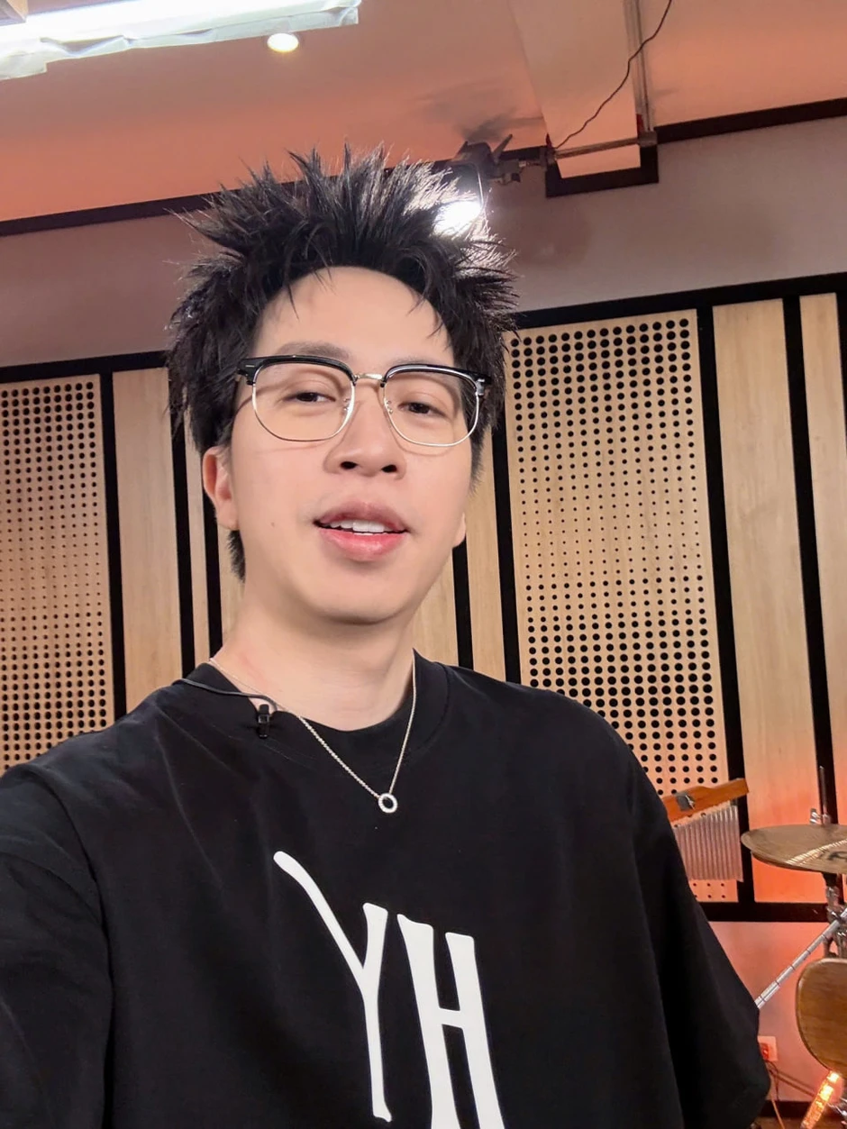 ViruSs mượn chuyện Sơn Tùng xác định mối quan hệ với mỹ nhân 2k3 thi Hoa hậu: Một người xinh đẹp dễ thương tôi quen ViruSs mượn chuyện Sơn Tùng xác định mối quan hệ với mỹ nhân 2k3 thi Hoa hậu: Một người xinh đẹp dễ thương tôi quen