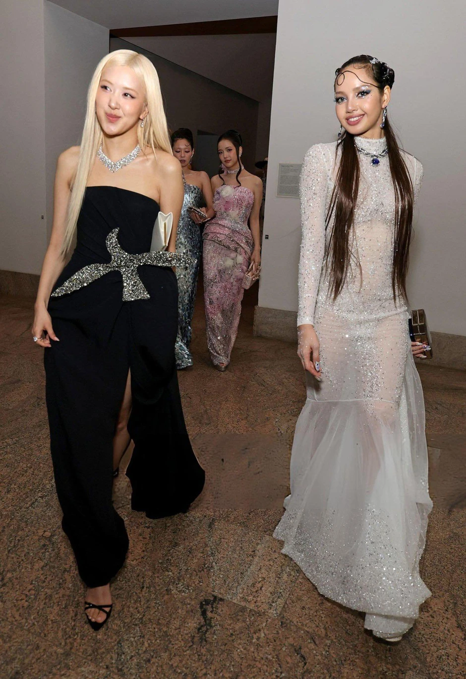 Xuất hiện tin đồn BLACKPINK bị cấm cửa dự Met Gala vào những năm tiếp theo chỉ vì 1 bức ảnh Xuất hiện tin đồn BLACKPINK bị cấm cửa dự Met Gala vào những năm tiếp theo chỉ vì 1 bức ảnh