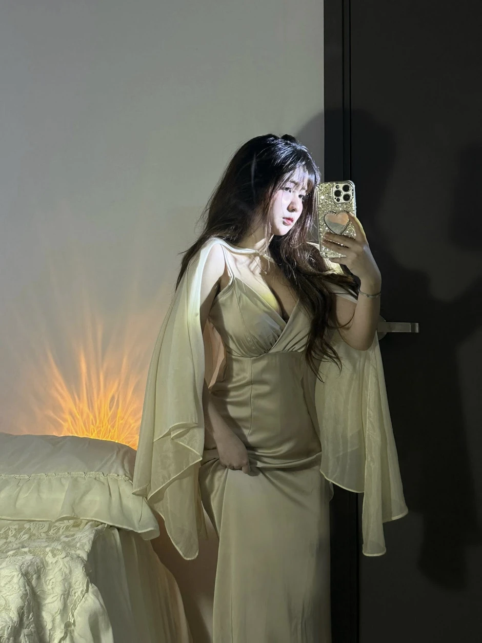 "Nhạc nào cũng nhảy", Ly ghét ăn rau chứng minh dù với phong cách nào, cô nàng cũng có thể "cân đẹp"