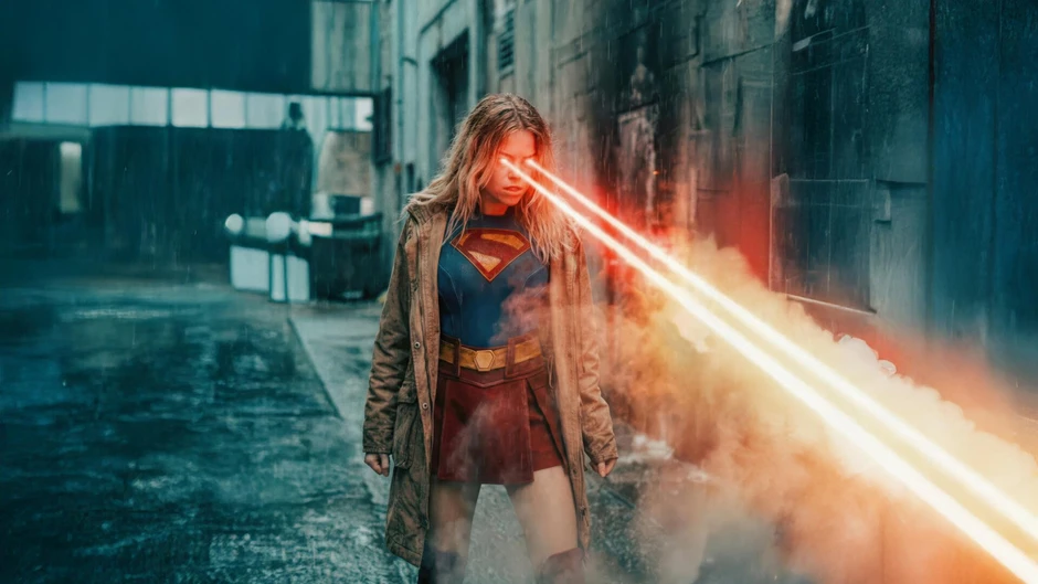 Bom tấn Supergirl gây sốc khi sáng tạo 6 ngôn ngữ mới và chế tạo cả xe tăng thật để ghi hình