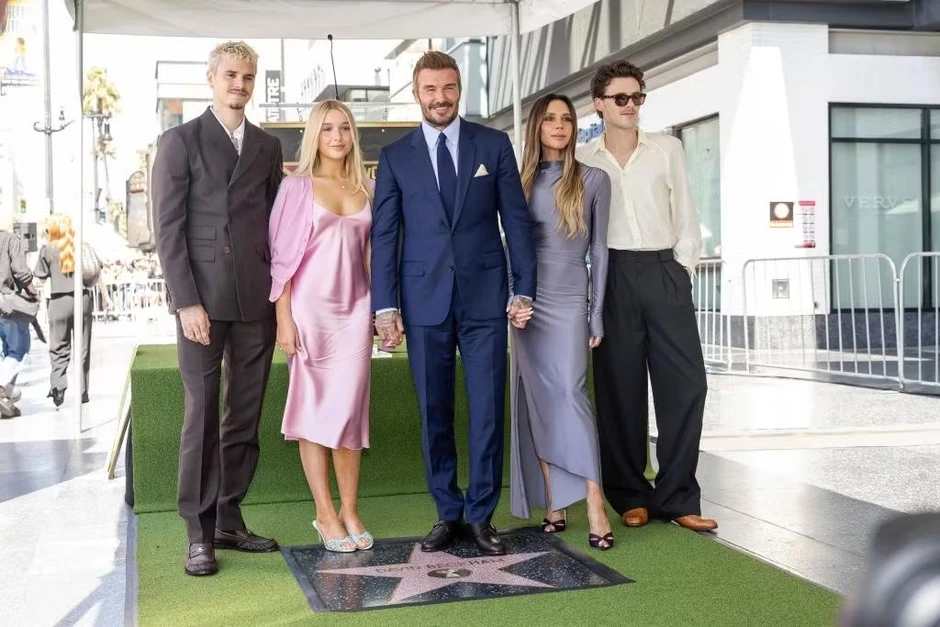 Brooklyn Beckham châm biếm gia đình Brooklyn Beckham châm biếm gia đình