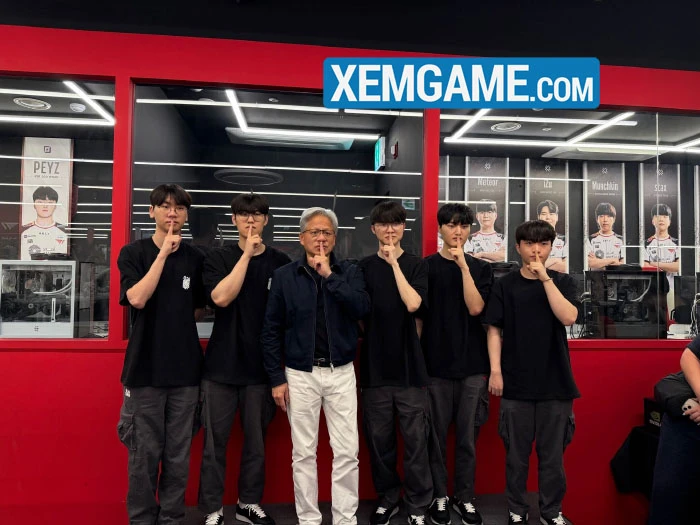 CEO của NVIDIA gặp Faker, còn tự nhận là fan của T1