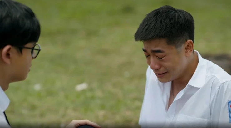 Con trai NSƯT Võ Hoài Nam khiến khán giả xúc động với cảnh gào khóc Con trai NSƯT Võ Hoài Nam khiến khán giả xúc động với cảnh gào khóc