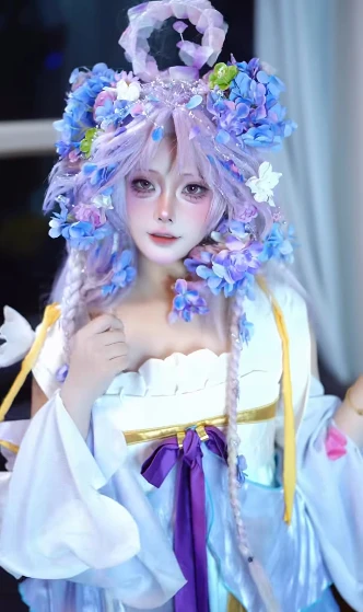 Đẳng cấp coser Việt: một tay bế con, một tay biến hình vẫn khiến người xem phải ngỡ ngàng, mê đắm Đẳng cấp coser Việt: một tay bế con, một tay biến hình vẫn khiến người xem phải ngỡ ngàng, mê đắm