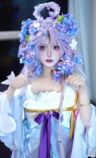 Đẳng cấp coser Việt: một tay bế con, một tay biến hình vẫn khiến người xem phải ngỡ ngàng, mê đắm Đẳng cấp coser Việt: một tay bế con, một tay biến hình vẫn khiến người xem phải ngỡ ngàng, mê đắm