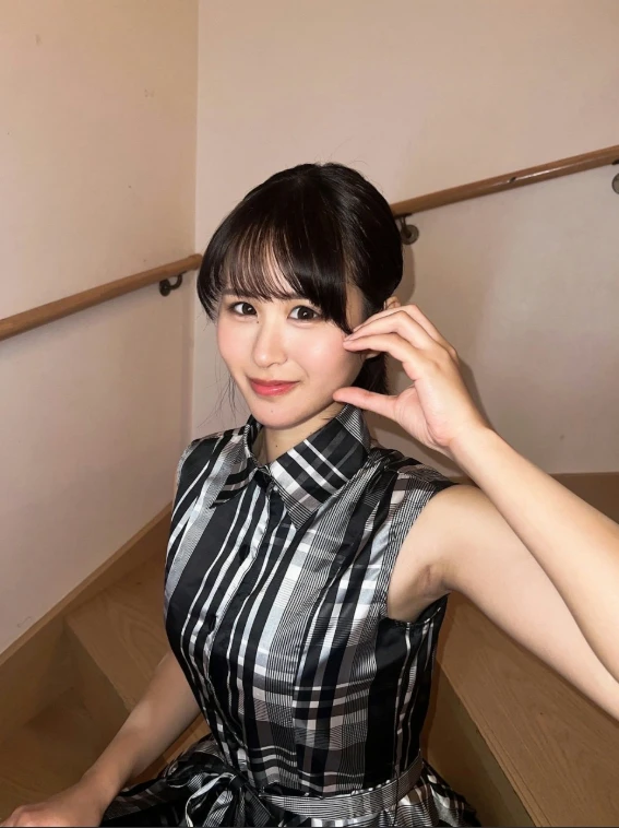 Đang là đầu bếp tại nhà hàng Michelin 3 sao, cô gái xinh đẹp bất ngờ chuyển hướng thành hot girl gợi cảm, gây sốc CĐM Đang là đầu bếp tại nhà hàng Michelin 3 sao, cô gái xinh đẹp bất ngờ chuyển hướng thành hot girl gợi cảm, gây sốc CĐM