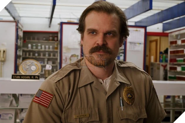 Diễn Viên David Harbour Bật Mí Kỷ Niệm “Khó Đỡ” Với Dàn Diễn Viên Nhí Stranger Things Diễn Viên David Harbour Bật Mí Kỷ Niệm “Khó Đỡ” Với Dàn Diễn Viên Nhí Stranger Things