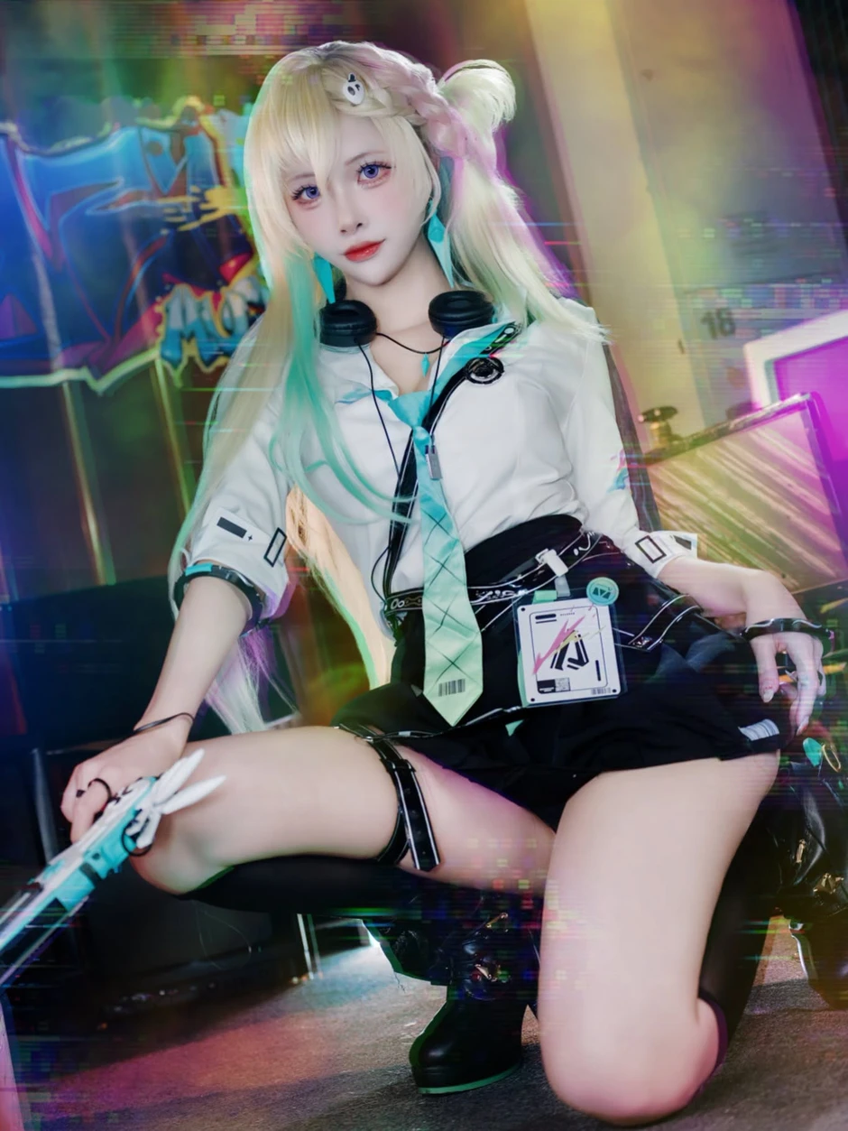 Fan Wuthering Waves trầm trồ bàn tán trước màn hóa thân của nữ coser này