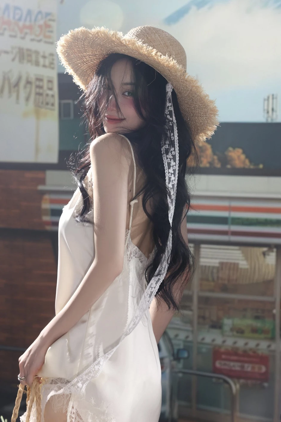 Jun Vũ ngày càng mướt mắt, đối lập gương mặt thơ ngây Jun Vũ ngày càng mướt mắt, đối lập gương mặt thơ ngây
