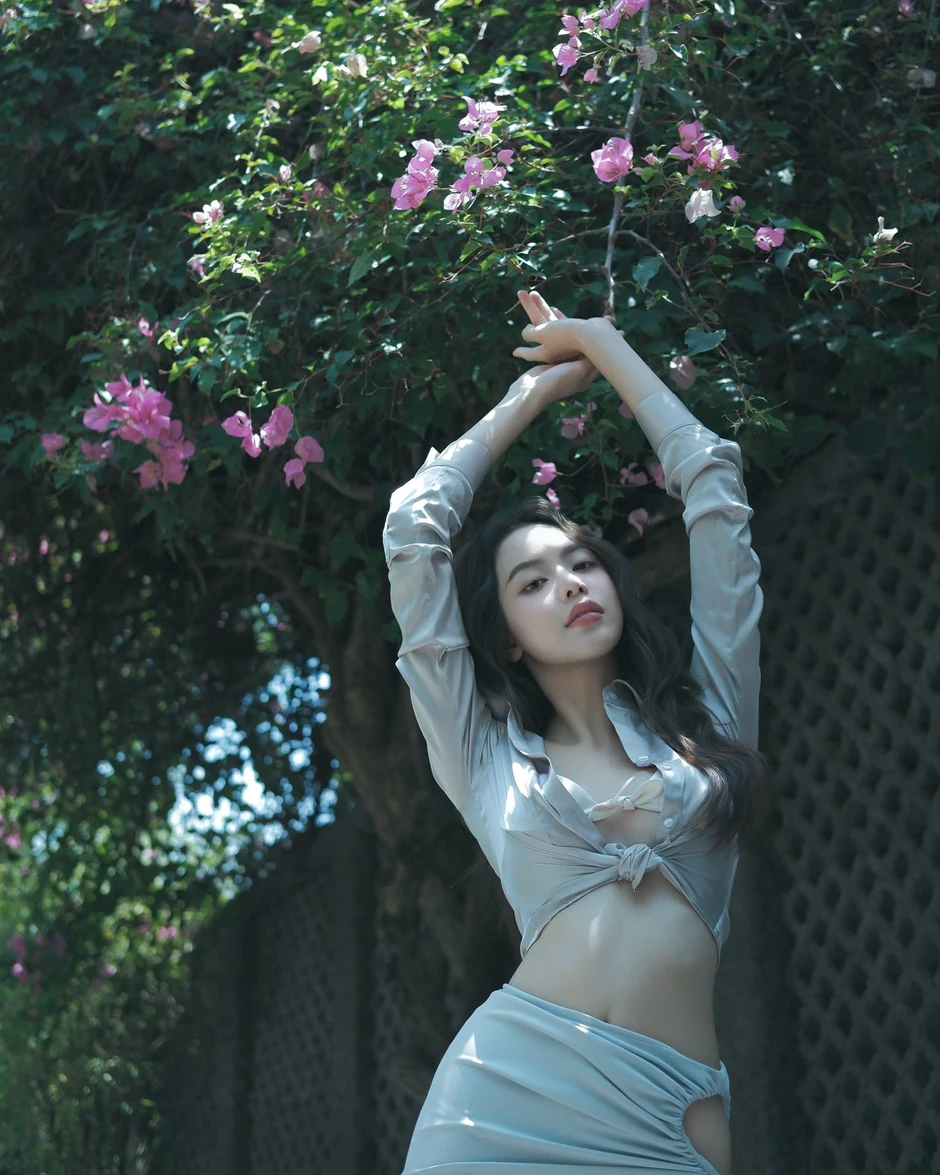 Khoe vóc dáng nóng, hoa hậu Thanh Thủy "đốt mắt" CĐM với bộ ảnh mới Khoe vóc dáng nóng, hoa hậu Thanh Thủy "đốt mắt" CĐM với bộ ảnh mới