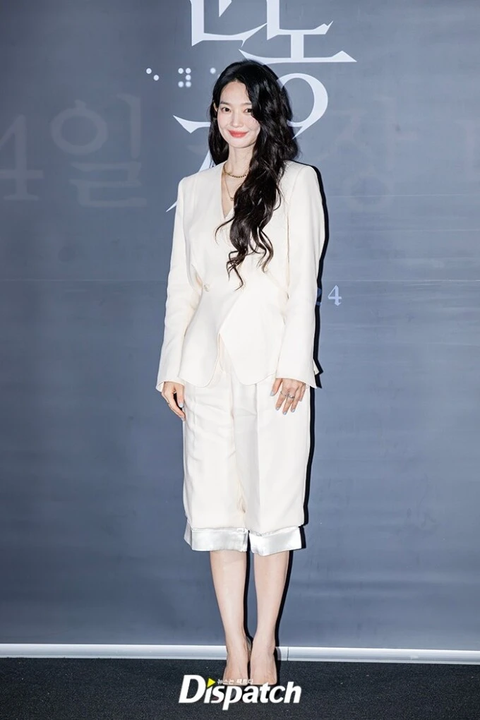 Kim Woo Bin ủng hộ đứa con tinh thần của Shin Min Ah Kim Woo Bin ủng hộ đứa con tinh thần của Shin Min Ah