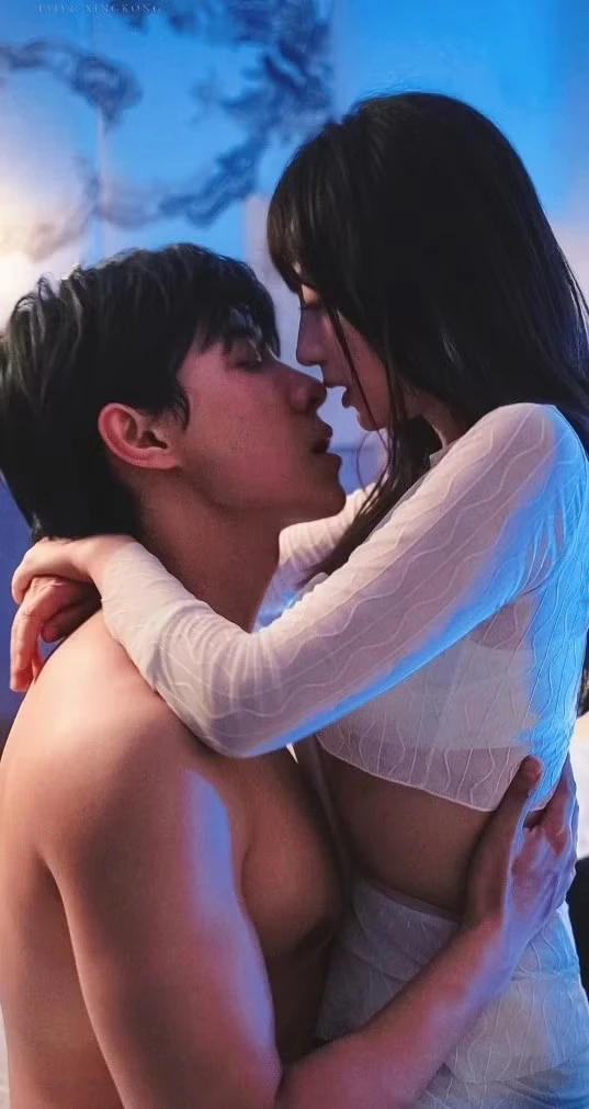 Lệnh cấm làm chao đảo giới giải trí
