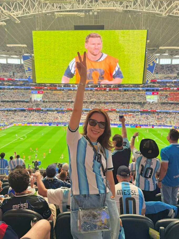 Mỹ Tâm xúc động chứng kiến Messi phá kỷ lục tại World Cup