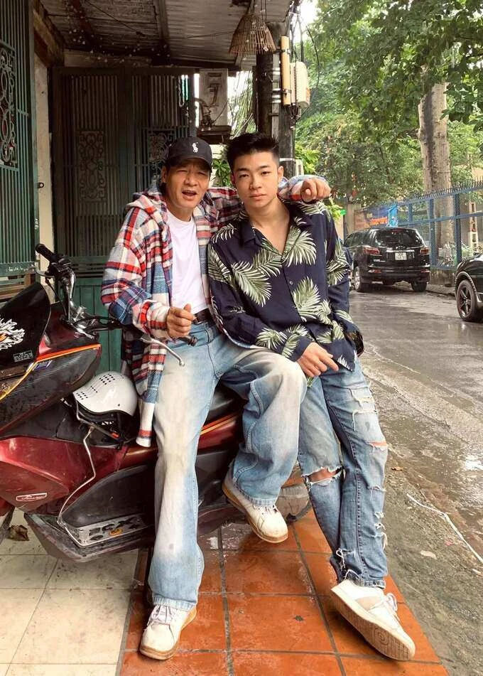 Nghệ sĩ Võ Hoài Nam làm thơ khuyên con trai