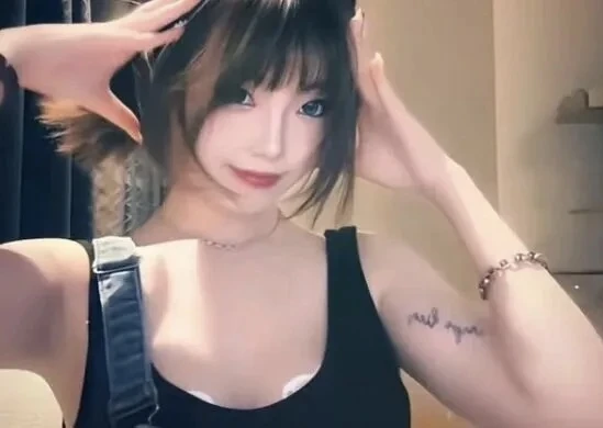 Nữ streamer bị tình cũ "bóc phốt", chuyên "săn" đại gia Nữ streamer bị tình cũ "bóc phốt", chuyên "săn" đại gia