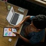 Apple "trình làng" Xcode 27 và khung trí thông minh mới: Bước ngoặt lập trình tác nhân AI cho nhà phát triển kenhtingame com thumb apple quot trinh lang quot xcode 27 va khung tri thong minh moi buoc ngoat lap trinh tac nhan ai cho nha phat trien d8321781101509202 940w