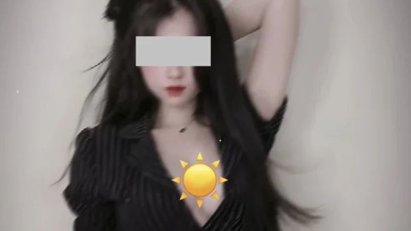 Đằng sau chiếc "bẫy mật": Gái xinh diện đồ hở hang để dụ dỗ fan nam vào group kín quảng cáo cá độ, cờ bạc kenhtingame com thumb dang sau chiec quot bay mat quot gai xinh dien do ho hang de du do fan nam vao group kin quang cao ca do co bac 742b1780917619602 940w