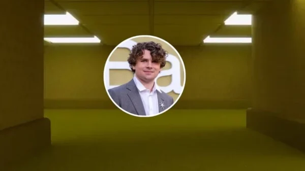 Đạo Diễn Kane Parsons Úp Mở Việc Sản Xuất Phần Tiếp Theo Của Backrooms kenhtingame com thumb dao dien kane parsons up mo viec san xuat phan tiep theo cua backrooms 8f0f1780420090637 940w