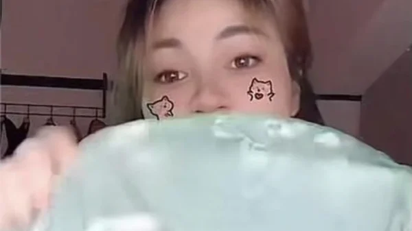Đứng hình màn livestream sử dụng ch.ất c.ấm câu view và pha vạch áo cực s.ốc kenhtingame com thumb dung hinh man livestream su dung chat cam cau view va pha vach ao cuc soc 8fb41781798976865 940w