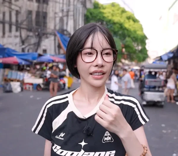 Hành trình rời xa hào quang của Eimi Fukada: Từ "Nữ hoàng phim người lớn" đến thiên sứ của trẻ em nghèo Philippines kenhtingame com thumb hanh trinh roi xa hao quang nbsp cua eimi fukada tu quot nu hoang phim nguoi lon quot den thien su cua tre em ngheo philippines 39f81780843298534 940w