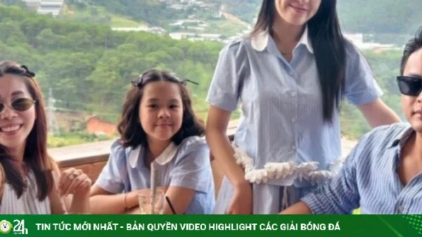 Hồng Đăng gây chú ý khi đưa vợ con du lịch xuyên Việt 21 ngày kenhtingame com thumb hong dang gay chu y khi dua vo con du lich xuyen viet 21 ngay 28081782308098619 940w