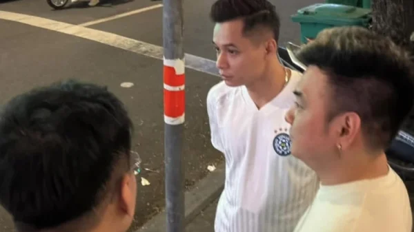 Khung ảnh tụ họp của những ông hoàng streamer Việt khiến cõi mạng dậy sóng kenhtingame com thumb khung anh tu hop cua nhung ong hoang streamer viet khien coi mang day song 35331782062760724 940w